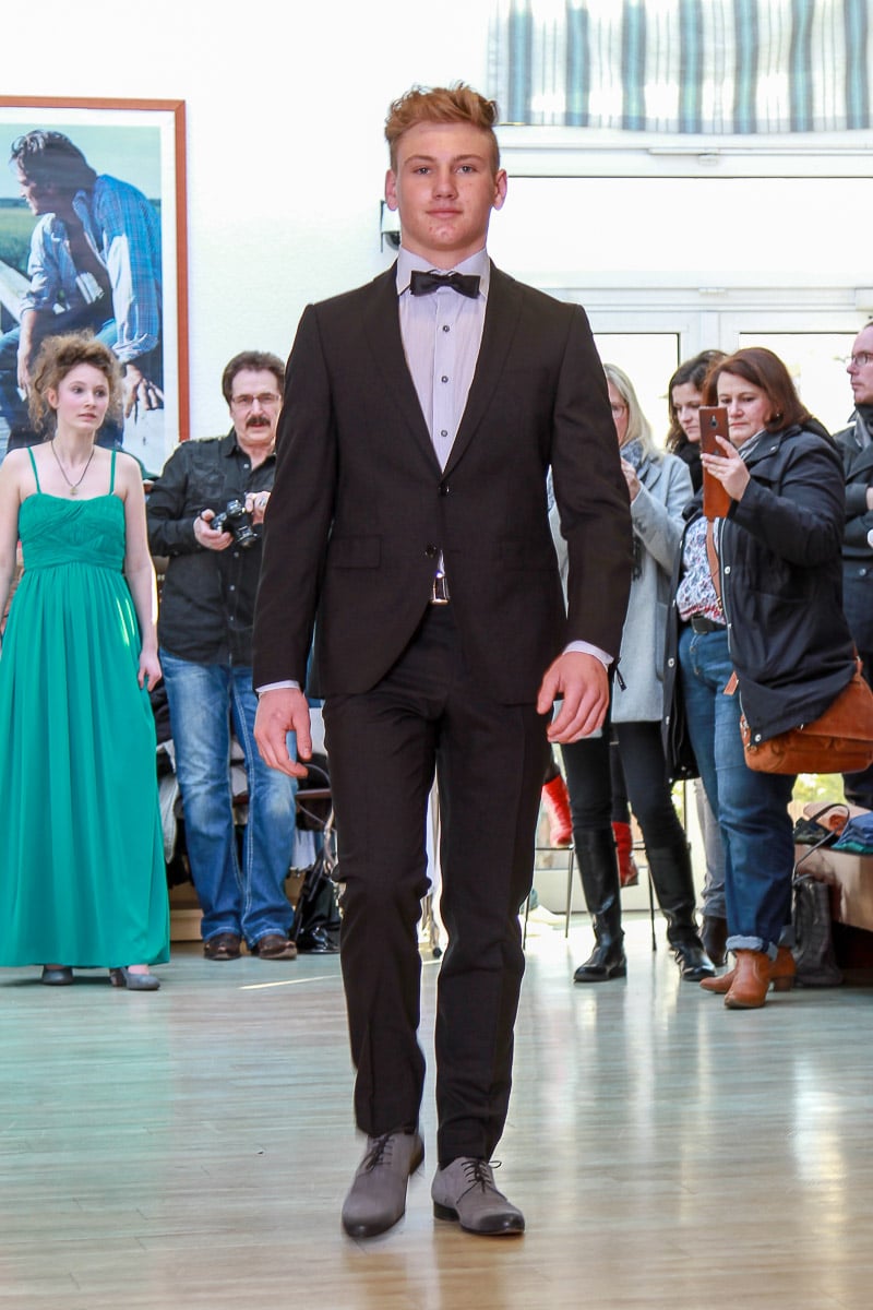 Was Zieht Man Zum Abiball Als Gast An Jugendweihe Mode und Abiball Kleidung in Schönebeck